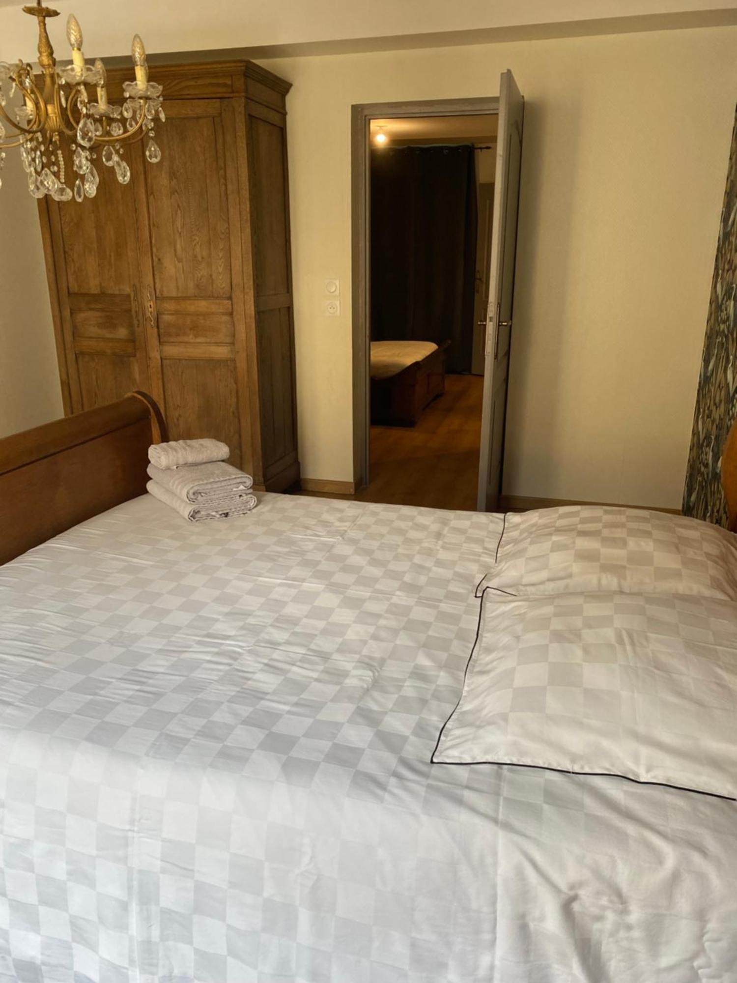 La Chambre D'Angele Sedan Exteriér fotografie